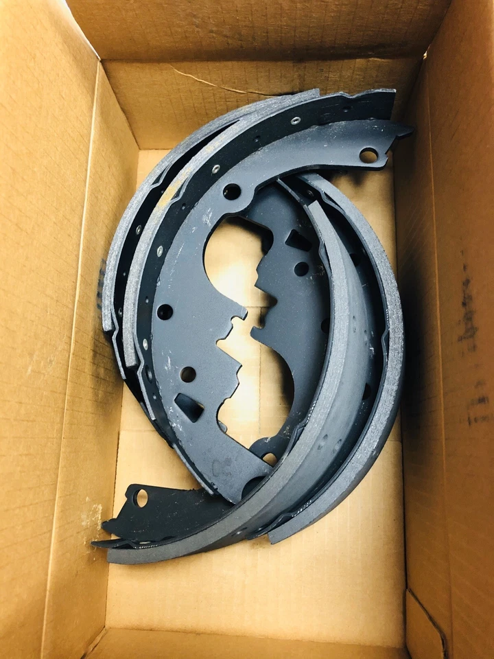 Rear Drum Brake Shoe Set for CHEVY MALIBU CAMARO ACDelco 171-434 GENUINE OEM NEW - Image 1 of 3