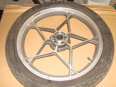 Llanta delantera 19" ----- 1981 1982 1983 SUZUKI GS650G GS650 Foto 1 de 4