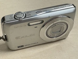 Casio Exilim EX-Z25 Digital Camera - Compact Point & Shoot 10MP - Picture 1 of 10