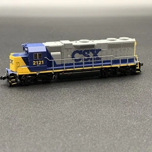 Atlas #49815 N Scale GP-38 Diesel Locomotive CSX #2121 DCC Ready - Picture 1 of 8