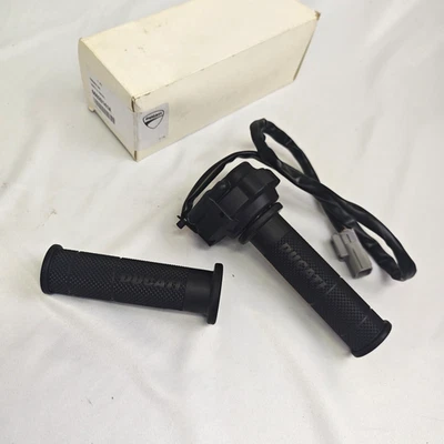 Acelerador electrónico Ducati genuino OEM Multistrada Scrambler 66020141A Foto 1 de 2