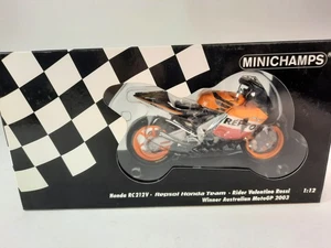 Minichamps Honda RCV211 #46 Valentino Rossi Australian GP 2003 1/12 122037176 - Bild 1 von 5