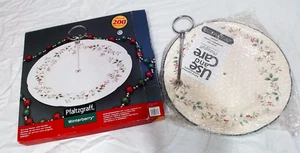 VINTAGE PFALTZGRAFF WINTER BEERE RUNDE SERVIERPLATTE MIT GRIFF 10-1/2" NEUWERTIG IN VERPACKUNG - Bild 1 von 4