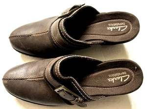 Clark's Bendables Brown Leather with Buckle Strap Brand-New Women's Size 9 Mules - Picture 1 of 14