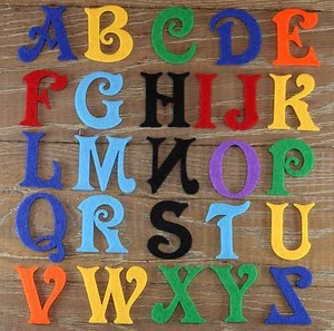 Victoria Font Alfabeto Set 3mm Feltro Custodia Superiore Lettere A-Z 26 Personaggi 5-12cm - Foto 1 di 12