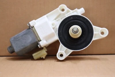 2011-2014 Chrysler 200 Front Left LH Door Window Motor OEM Bosch - Image 1 of 4