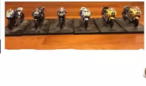 Modellini MotoGP Valentino Rossi VR46 moto di 6 dei mondiali vinti da collezione - Foto 1 di 1