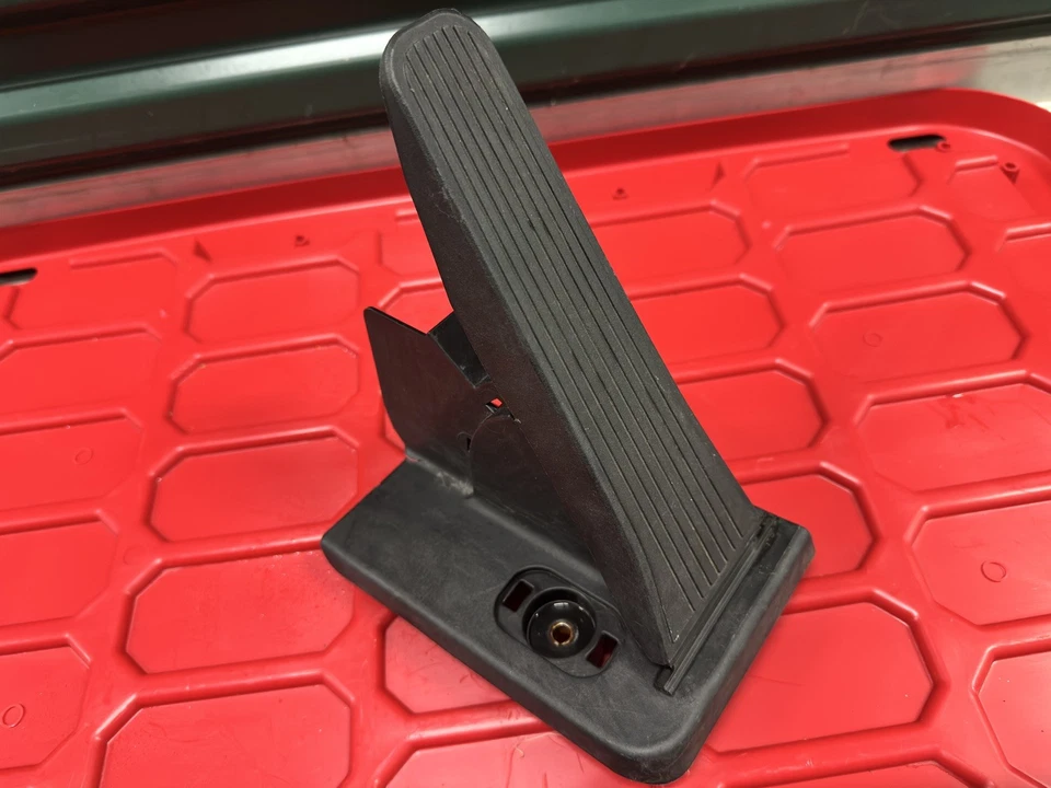 Ford Explorer 2020-2025 pedal de gas acelerador sensor de acelerador OEM L1MC9F836AH Foto 1 de 4