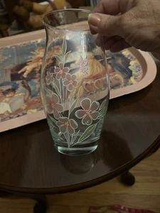 Pretty Clear Vase With Pink Flowers & Butterfly Design 8 In Tall 3 3/4 W At Top - Picture 1 of 5