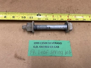1999-2002 GM 2500 Leaf Spring Front Bolt - Foto 1 di 9