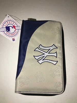 Vintage Genuine NY Yankees Wristlet Wallet - Image 1 of 4