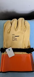 NEW SALISBURY LP-3S Protector Gloves Size 9 Lineman Gloves 12 Inch - Picture 1 of 2