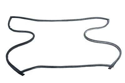 Hood Seal URO For 1978-1979 Porsche 930 - Imagem 1 de 4