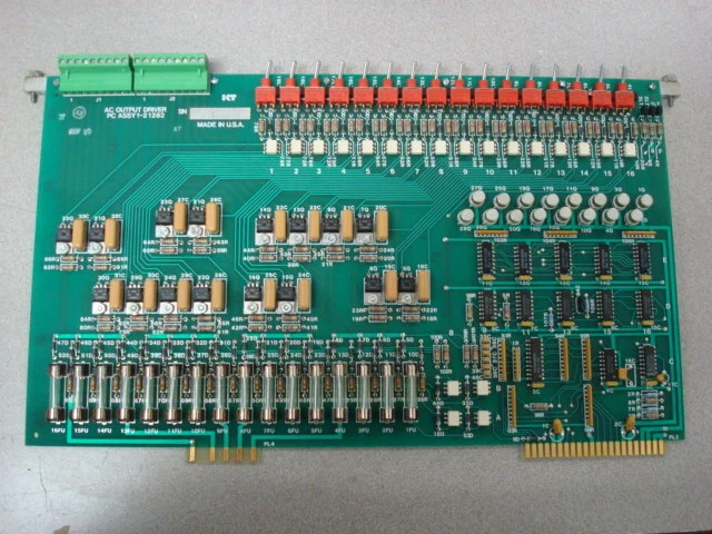 USED Kearney & Trecker 1-21282 100VAC Output Driver Board - Image 1 of 3