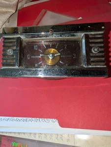 Vintage Chrysler Imperial Car clock - Picture 1 of 9