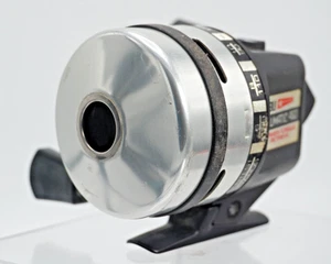 Nice Abu-Garcia "460 ABUMATIC" Closed Face RH Spin Cast Reel - Made in Japan - Picture 1 of 7