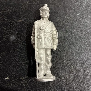 1/32 Private, New South Wales Volunteer Rifles, 1855 metal Approx. 55mm - Picture 1 of 3