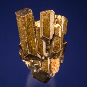 Fluor-Buergerita (tipo localidad) San Luis Potosí, México 1610-16 - Imagen 1 de 4