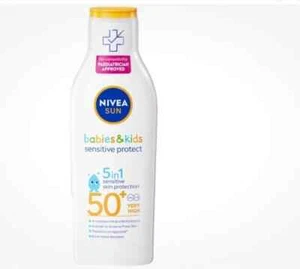 NIVEA SUN Lozione Crema Solare Protettiva Sensibile Neonati e Bambini SPF50+ 200ml/5In1 - Foto 1 di 2