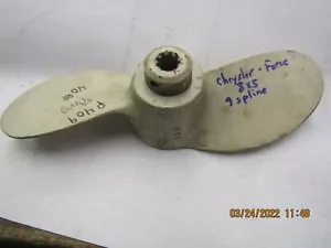 NEW OEM OLD STOCK CHRYSLER FORCE 8 X 5 PROPELLER 9 SPLINE 409265 - Picture 1 of 2