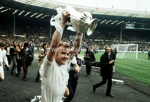 FA CUP BILLY BREMNER LEEDS UNITED 1972 IMPRESIÓN FOTOGRÁFICA UTD LUFC elige el tamaño - Imagen 1 de 1