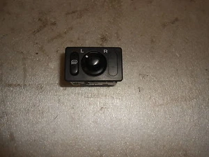 Schalter für elektrischen Außenspiegel Subaru Legacy Outback Bj.1994-1999 - Picture 1 of 2