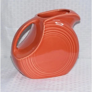 Jarra de disco grande coleccionable Homer Laughlin Fiesta Ware coral - Imagen 1 de 9