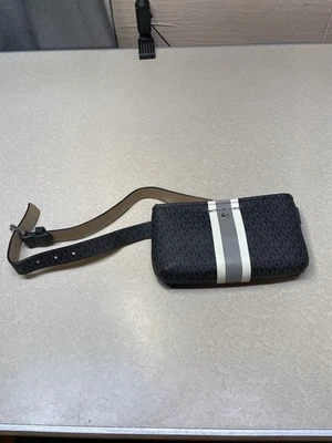 Bolso Cinturón Ajustable Michael Kors Signature Rayas Negro/Gris, Pequeño Nuevo Caja Abierta Foto 1 de 4