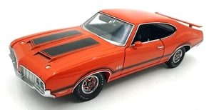 Exact Detail 1/18 Scale WCC306B - 1970 Oldsmobile 4-4-2 W-30 - Rallye Red - Picture 1 of 6