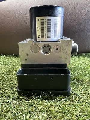 Dodge Truck 1500 2014-16 ABS módulo de freno antibloqueo bomba ABS 68193650AD OEM Foto 1 de 4