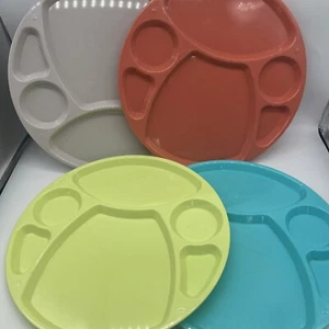 Four Large Vintage MCM Picnic Plates 13” Melmac Plas-Tex Made In USA - Picture 1 of 5