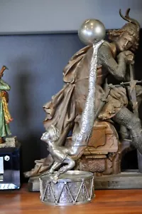 FIGURA PIERO ATENA PORTACANDELE IN PELTRO ITALIANO - Foto 1 di 8