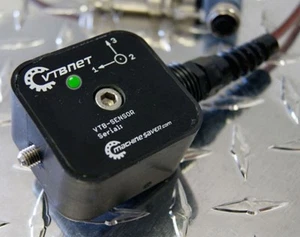 Sensor de vibración digital inteligente Machine Saver VTB-RS485 1-1000Hz - 3 ejes - Imagen 1 de 4