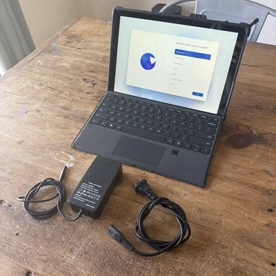 Microsoft Surface Pro|1796|Intel i5-7300U|2.60Ghz|8GB|256GB SSD|Win11Pro - Image 1 of 4