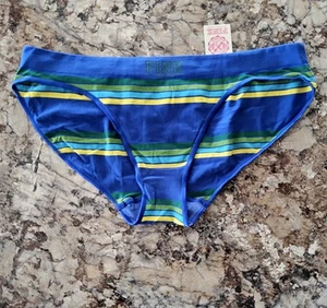 NWT Victoria's Secret PINK Striped Yoga Seamless Rare M Vintage Bikini Panties - Picture 1 of 6