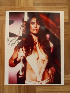  CAROLINE MUNRO SCI-FI STAR original signed Photo! - Bild 1 von 2