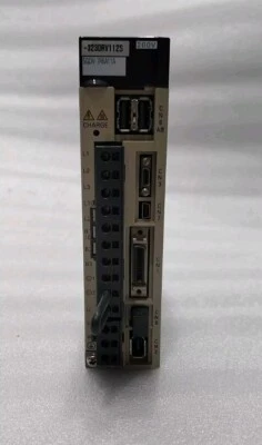 Yaskawa SGDV-1R6A11A Servo Drive 3PH 230V 400 Hz 200W Fedex - Photo 1/4
