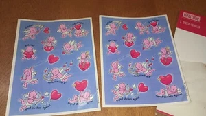 2 pagine complete di adesivi vintage Hallmark Cupido San Valentino - Foto 1 di 8