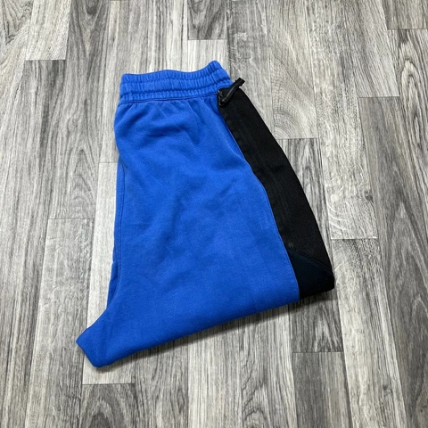 NIKE Minnesota Golden Gophers Dri-Fit Tie Waist Blue Jogger Pants Boy's Medium Cover