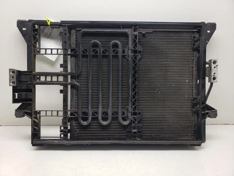 00 01 02 03 BMW M5 E39 AC CONDENSADOR ASM Foto 1 de 1