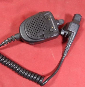 Motorola XTS5000 VHF UHF Commander Speaker Mic RMN5021B XTS3000 UHF - FAST SHIP - Picture 1 of 5