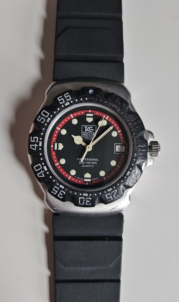 TAG Heuer Formula 1 Men 200 m (20 ATM) Water Resistance TAG Heuer Formula 1 Men 200 m (20 ATM) Water Resistance