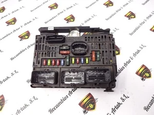 Caja de fusibles Citroen Peugeot 9656086080 S118983001I BSM-L01-00  S118983001 I - Picture 1 of 3