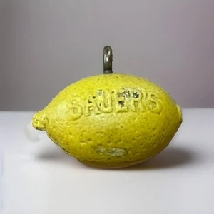 Antiguo Dije de Limón Publicidad Extractos Platillos Premio Premium - Imagen 1 de 4