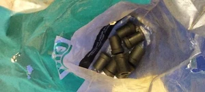 NOS GM Corvette 8 Spring Shackle Bushings 3706419 53 54 55 56 57 58 59 60 61 62 - Bild 1 von 5