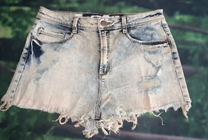 Sneak Peek Acid Wash High Waisted fringed Distressed Shorts Size L - Picture 1 of 5