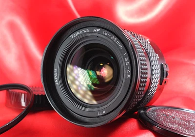 Tokina AF 19-35mm f/3.5-4.5 [Near MINT] Wide Zoom Lens for EF Canon from Japan - Image 1 of 4