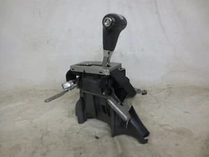 05 06 Lincoln Navigator automatic floor gear shifter ~ 006 05 01 25 - Picture 1 of 9