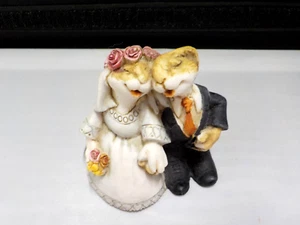 ARTEFICE OTTANTA BUNNY BRIDE AND GROOM FIGURINE SIGNED D. ESPOSITO  PREOWNED - Picture 1 of 7