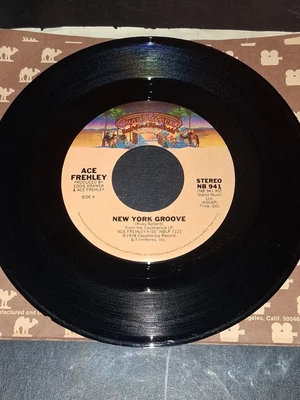 KISS~ACE FREHLEY~New York Groove~Snow Blind~1978 Vinyl (7" 45 RPM) *NB 941 +RIP+ Foto 1 de 4